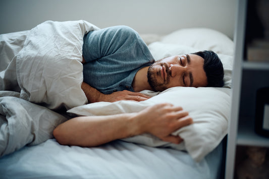 Les 7 bienfaits essentiels du coussin orthopédique entre les genoux