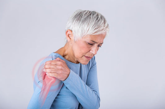 Déchirure musculaire de l’épaule : durée, symptômes et traitements orthopédiques